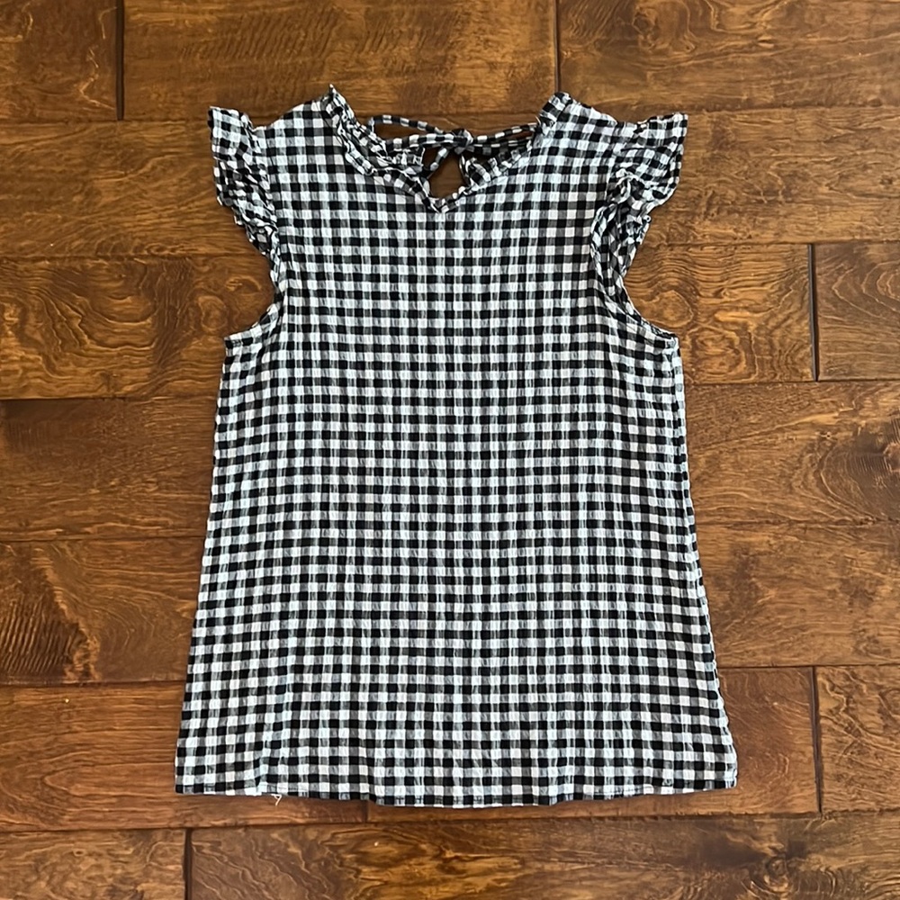 Gibson sleeveless black and white gingham blouse size medium